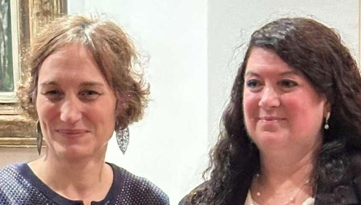 Fransızca öğretmeni Filiz Soyer şövalye unvanına layık görüldü