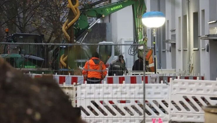 Mahallede bomba bulundu 6 bin kişi evinden oldu