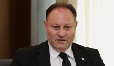 Meclis Başkanı Öztürkler’den CTP Lideri İncirli’ye Tebrik