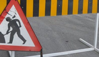 Dipkarpaz-Zaferburnu yolunda asfaltlama çalışması…Yol belirli saatlerde trafiğe kapatılacak